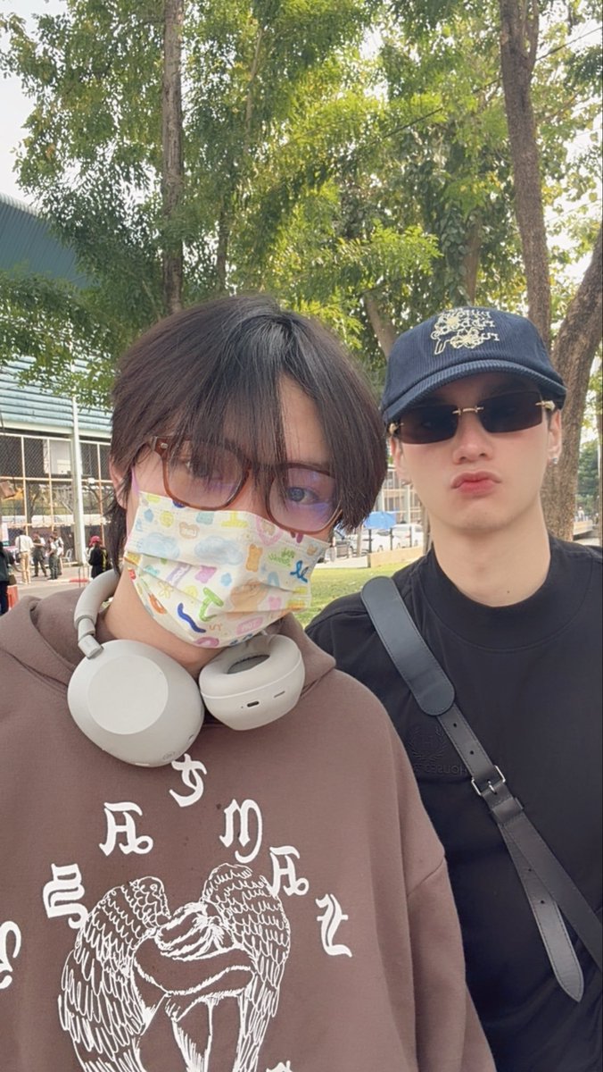 phu_young_'s tweet photo. BiBi and his cute masks 😚

#nampingster #KengNamping https://t.co/qzIxOZ0R4n