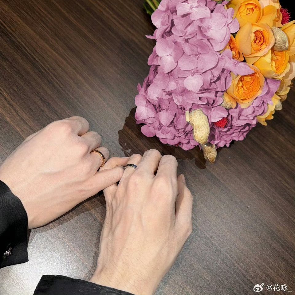 orange_fair's tweet photo. 💍💕 https://t.co/iGBrTFPRQq