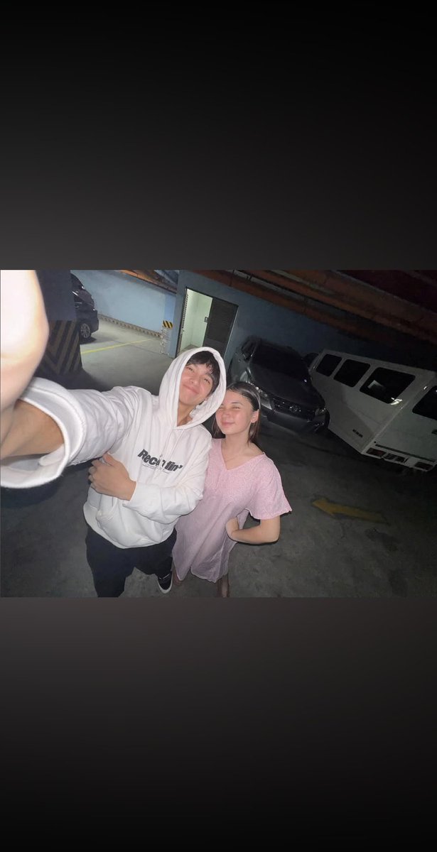 heath_cruz26022's tweet photo. Heath with his ate sofia☺️

#HeathJornales https://t.co/nrQOCyRRNf