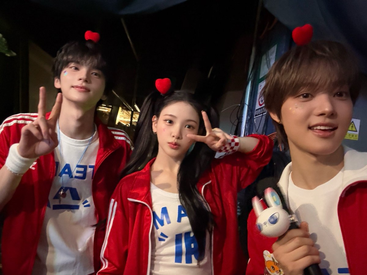 TWS42_INDONESIA's tweet photo. [TRIVIA] 261012 - 1

Yihyun Baby DONT Cry membagikan foto bersama #SHINYU di Weverse

"akhirnya Oh YES♥️Inkigayo"

#TWS #투어스 #247WithUs
#신유 @TWS_PLEDIS https://t.co/2sZ2oejbnk