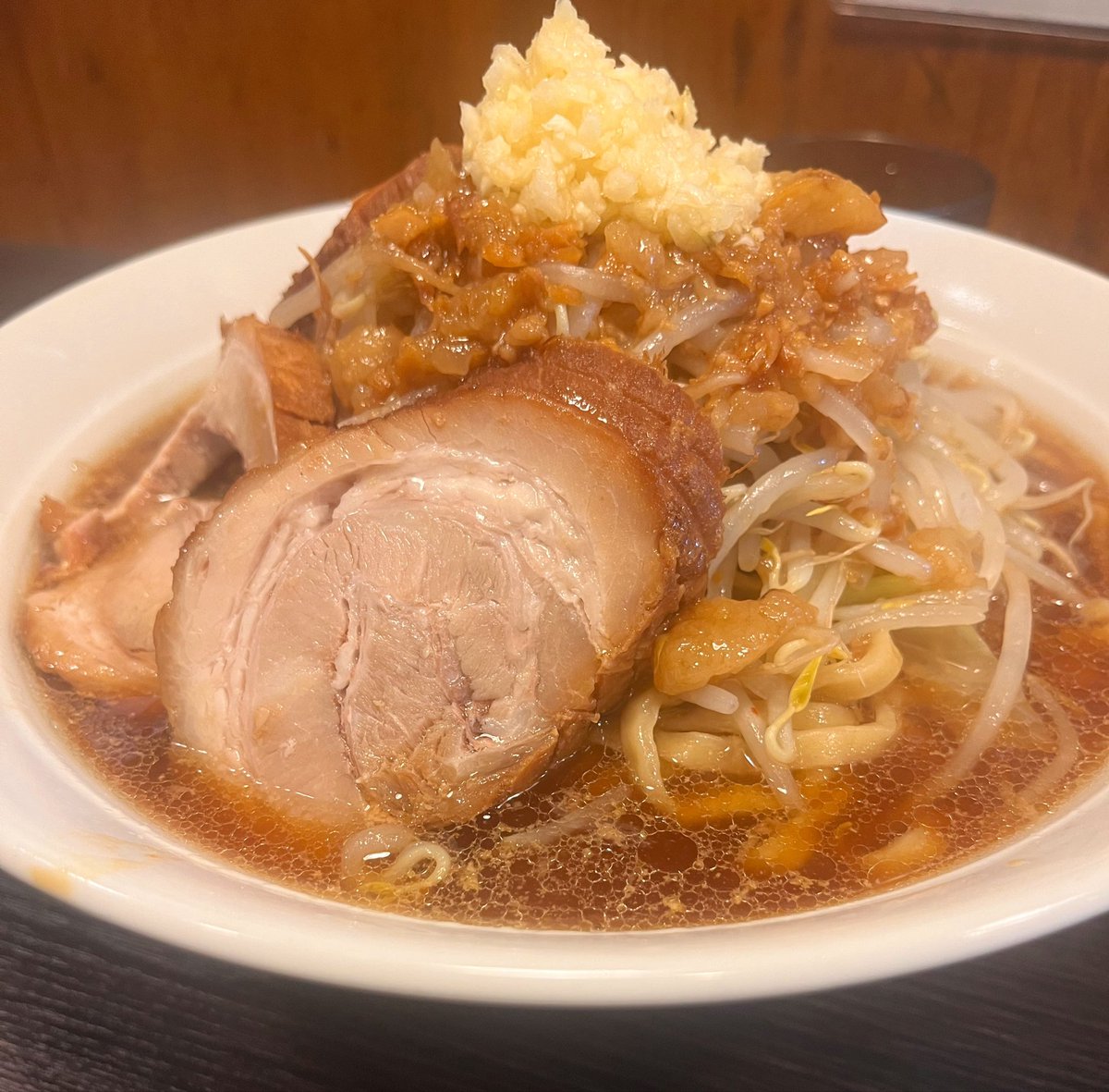 Run_otaku_run's tweet photo. ウォーキング

とりあえず1週間はランオフにします^_^
足の豆が潰れたり爪が黒くなっているのでゆっくり安静にいきます
マシマシな処方箋も貰ってきました🍜 https://t.co/L7fQ8CDNSc
