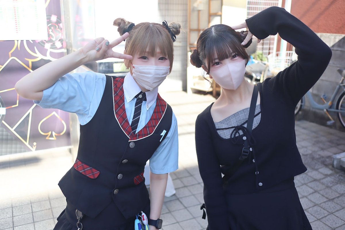 yukio0428's tweet photo. 2026.10.10
れんげ☁️ちゃん まゆ🍎ちゃんのツーショット📷
撮らせてもらいました🥰
ありがとうございました🤗

#れんげ #まゆ #AQUAH2O
@LostPrincesMM @THREE_STAR33 https://t.co/zvSRv2VdAE
