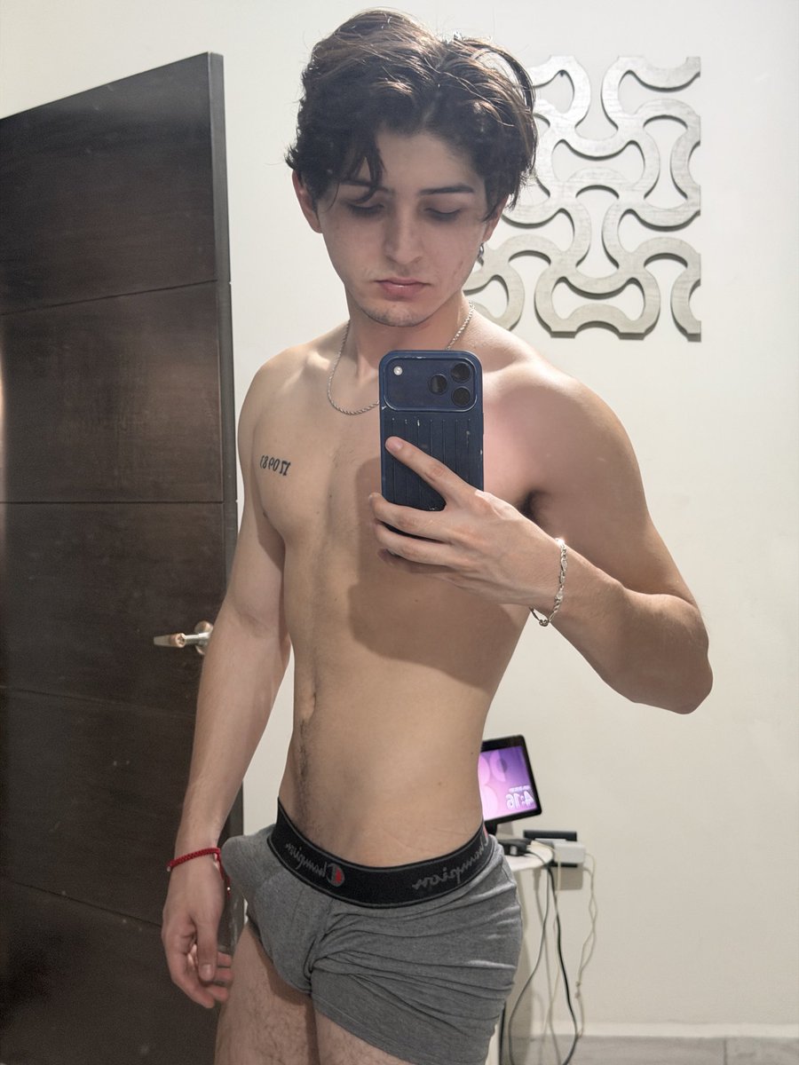 raulgxerra's tweet photo. https://t.co/DNg6QVg8hq https://t.co/5jMNUJHHwG