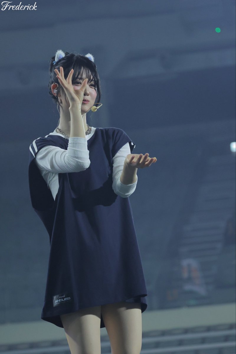 Frederick_0302's tweet photo. 261011

#tripleS #트리플에스 #공유빈 #Yubin #유빈 https://t.co/j7C1B82gFW