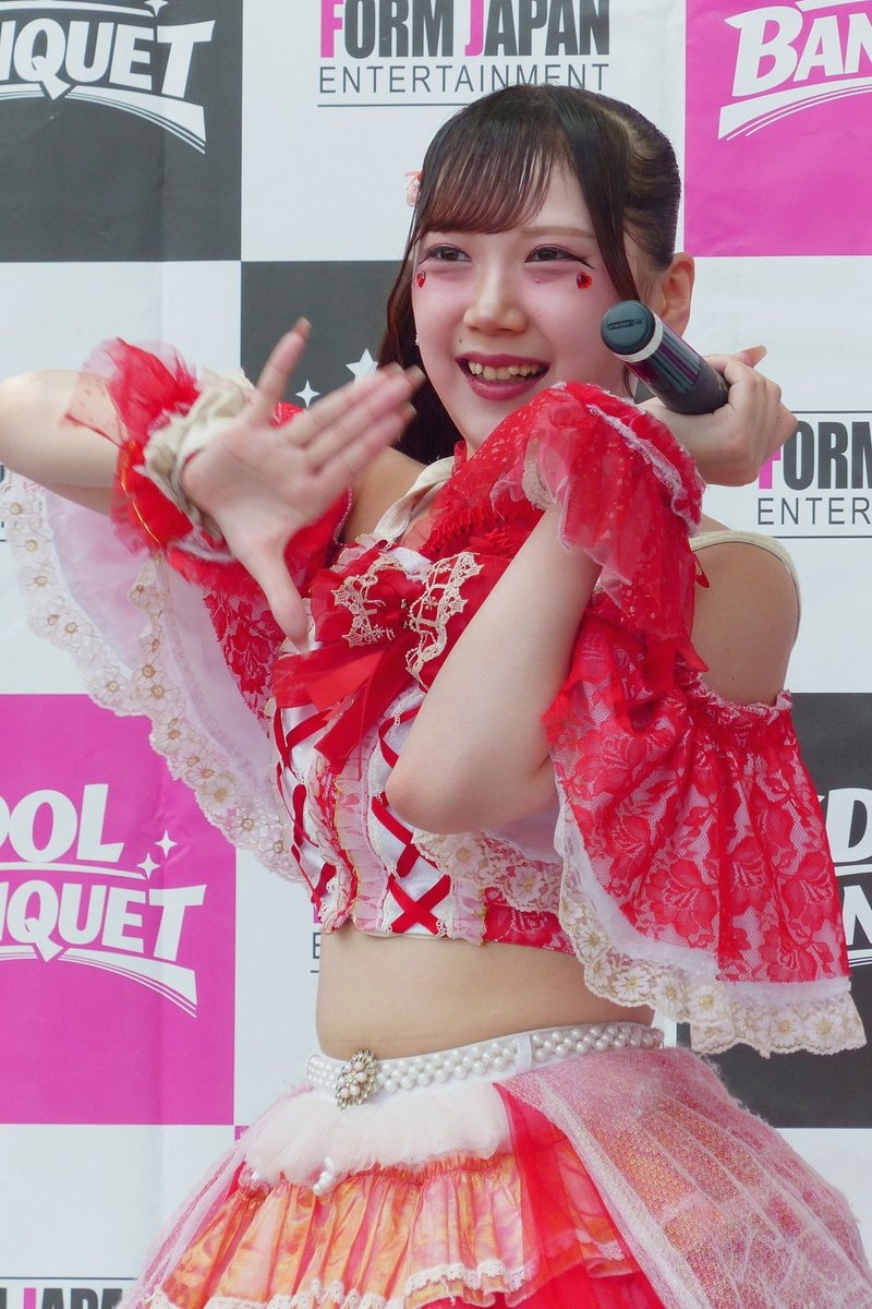 yazrulyassin's tweet photo. 年齢：14歳(中３)
性別：🚹
住所：地球上のどこか
誕生日：3月30日
身長：173cm
特技：早起き
苦手：人参、会話が成り立たない人
体力：平均くらい(だと思ってる)
趣味：ゼルダ、ポケモン、プロセカ
声質：聞き手によるんじゃない？
視力：マジで終わってる
聴力：めっちゃいい！ https://t.co/lfsEXGJOmo