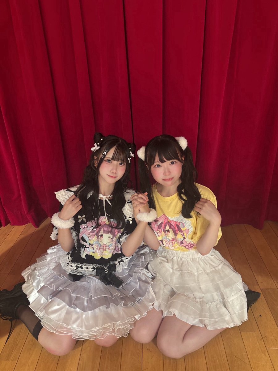 azunynl3's tweet photo. 初めまして!!1️⃣3️⃣期のあづき💛です♡♡

 #共立祭2026 2日間ありがとうございました><

可愛い可愛いりあさんと写真撮っていただきました…🥹🫶🏻💕大好きです"(∩>ω<∩)" https://t.co/Hny4iiqMni