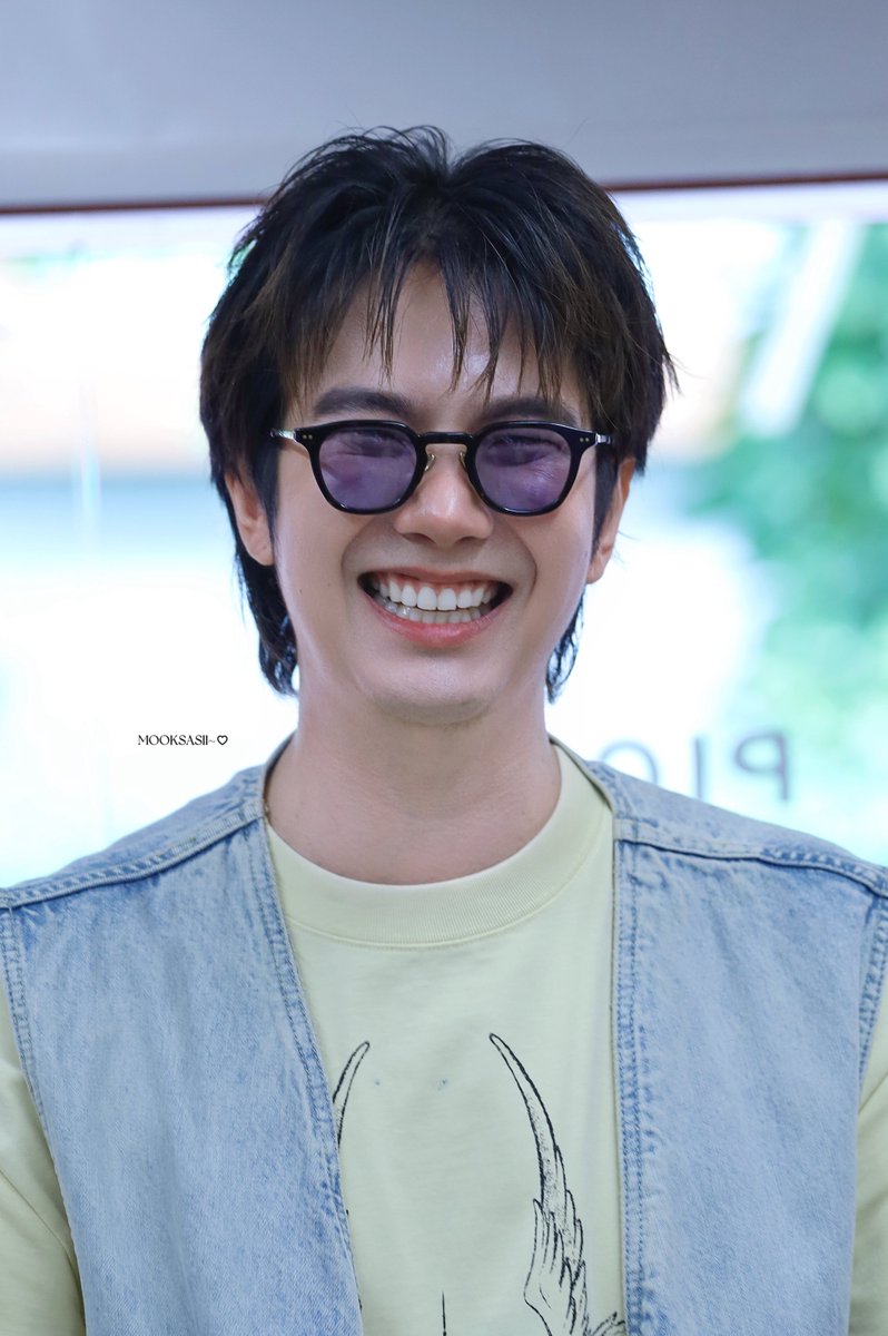 mooksasii's tweet photo. ᯓ𝄞♪♫ หนึ่งวันที่รักเธอ หนึ่งเดือนที่ให้ใจ กี่ปีที่ให้ไป ยังเป็นอย่างนั้นไม่สิ้นสุด ขอแค่เธออยู่ตรงนี้~ 🎧ྀི
▶︎ •၊၊||၊|။ รู้สึกดี-No more Tear ||||။၊|• ♬.ᐟ
101026
#ACYofficialbkk
#ACYWorkshopEvent
#STORMBORNCollection
꒰ @JakeB4rever #BuildJakapan ꒱
#Beyourluve #sspicss
