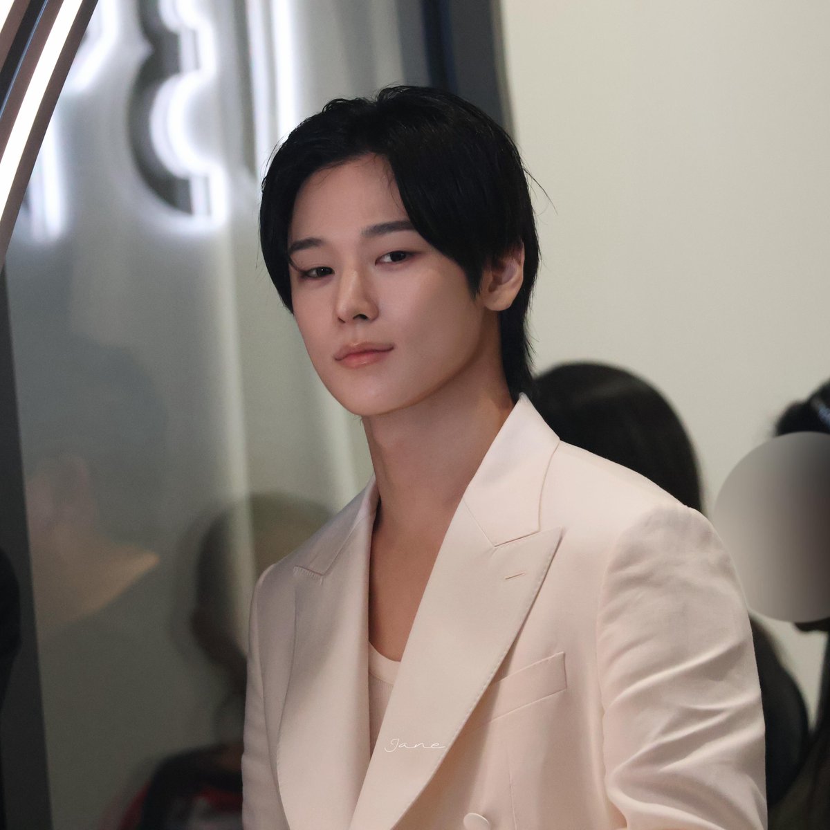 dailyljy's tweet photo. juyeon at BYREDO's new collection launch event in seoul 📸

#JUYEONxBYREDO
#JUYEON #주연 #더보이즈 https://t.co/fU8J3x2s6G
