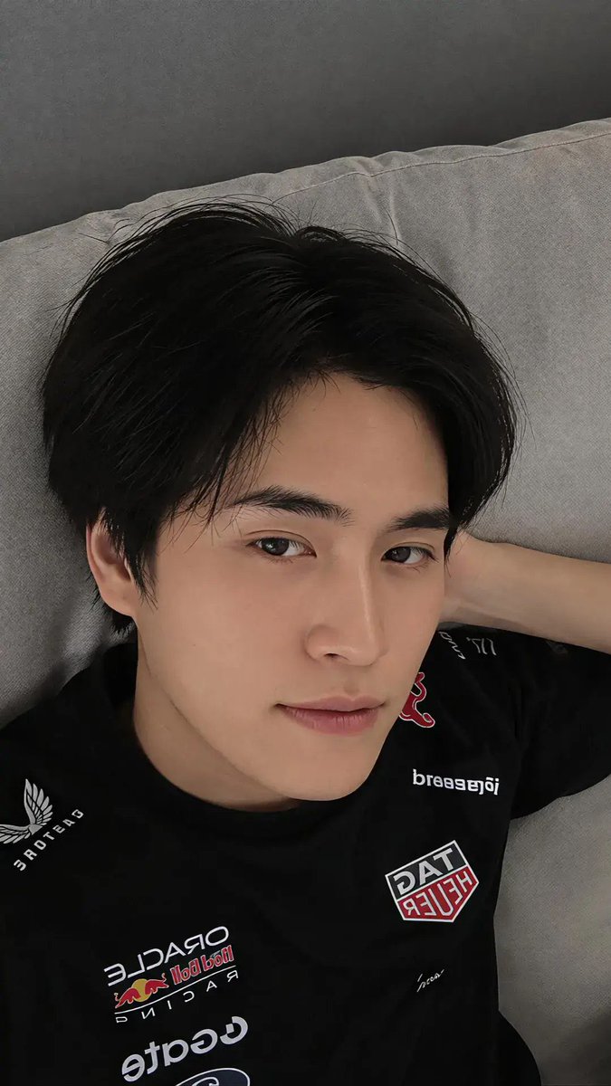 gemiinuee's tweet photo. yes, Gemini Norawit❤️‍🔥🙇🏼‍♀️

#Gemini_NT #เจมีไนน์ @gemini_ti https://t.co/EoRcclXR2T