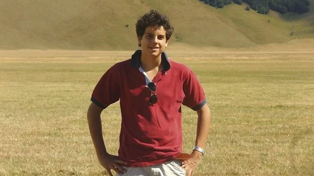 CauseSanti's tweet photo. San Carlo Acutis
“La santificazione non è un processo di aggiunta ma di sottrazione. Meno io per lasciare spazio a Dio”
https://t.co/Y7HlCTNiDM https://t.co/tPp22aIJ6u