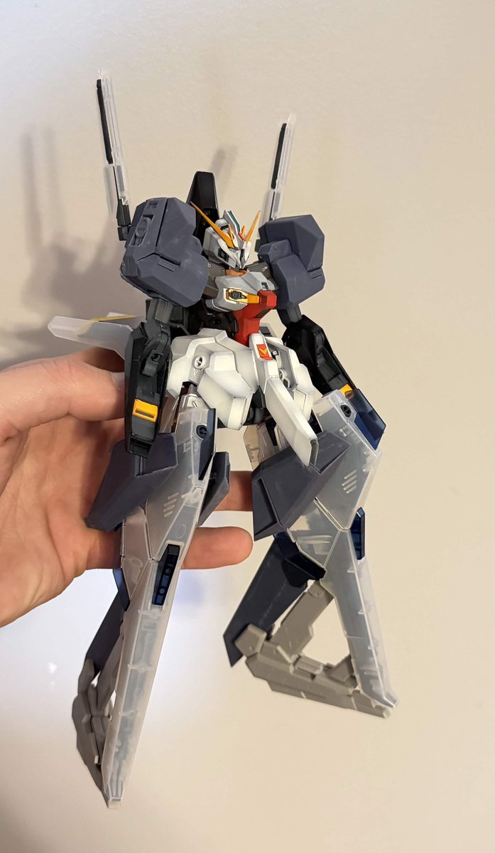 Nick_Plays's tweet photo. New Hazenthley proportions. New shoulders scaled up and better parts separated, new hips with a screw, new calf thrusters, back stabilizers, legs, and forearms that are 35% longer. #aoz #ガンプラ #ハイゼンスレイ
#gundam https://t.co/TJCgayMfXV