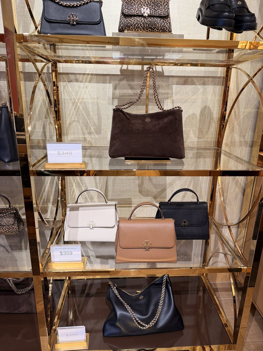 GeorgiaPea9493's tweet photo. Which bag should I get?? 

$bootabz CA
@sweet_peaches VM 
A woman loves to be spoiled 🫦 

#spoilme #shoppingforme #sd #paypigs #fypシ゚viral https://t.co/gS4ZKUfbt5