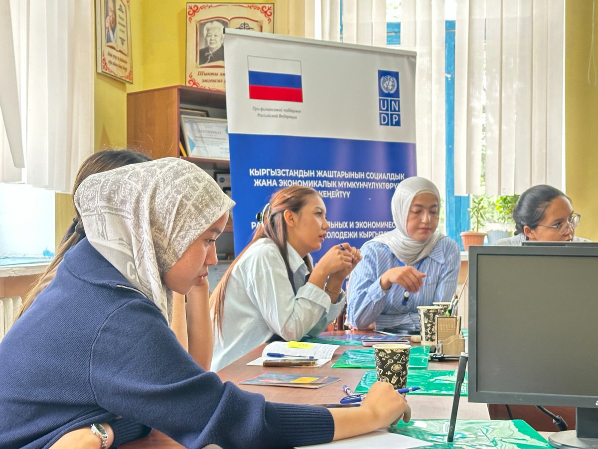 undpkg's tweet photo. Young people in Kyzyl-Kyia strengthened their civic participation skills, with support from @UNDP and local authorities.
The project is implemented with financial support from the Russian Federation.

#UNDP #YouthOfKyrgyzstan #SocialCohesion https://t.co/EQbKAYTuC5