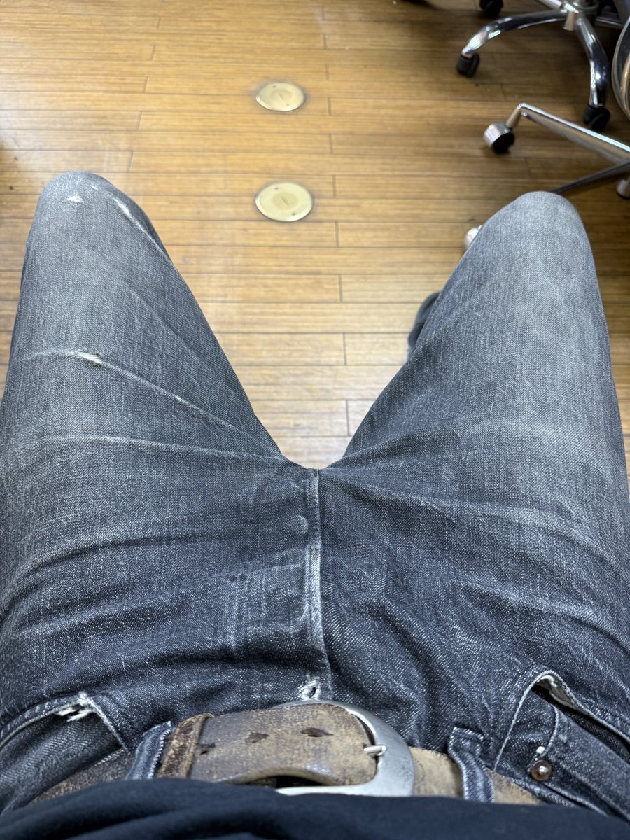 step1617's tweet photo. リジットから1年
もう、穴空く〜！いや、空いてる〜！
#fullcount #フルカウント https://t.co/hRtrReL5fi
