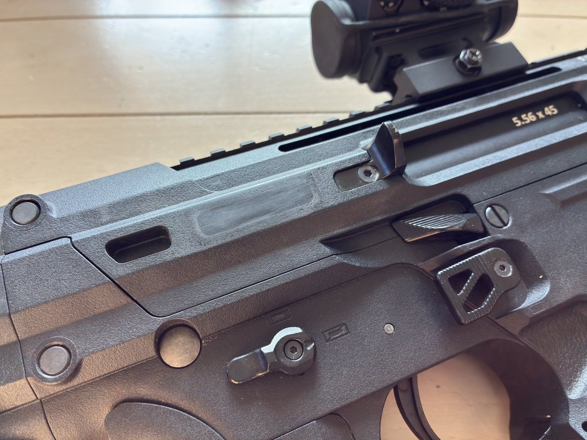 nichiconAirsoft's tweet photo. MCP556のレシーバを少し加工してみた
スタイリッシュになって良い✅ https://t.co/HKbE3moV90