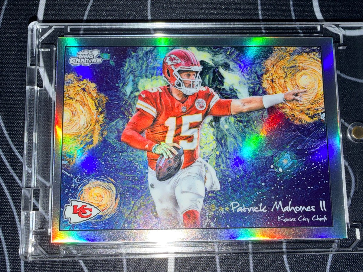 utcollects's tweet photo. i'm a UT student who spends way too much on cards, and this is where i'll be sharing some pickups, cards I'm selling, and whatever else.

mostly football and basketball, but some baseball and soccer too.

here's my personal fav cards currently🤣🤘⤵️ https://t.co/tb0ltUi04t