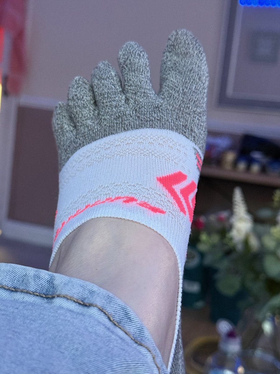 delicatesoles24's tweet photo. As everyone likes my toe socks I thought I would get some more! 
You know your place and know where you should be! 
Where are all my obedient men? 
#toes #socks #feet #feetfetısh #feetfetıshly #sellingpics #femdom #findom https://t.co/Lu2khwXz8v