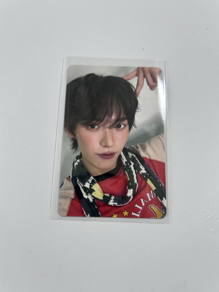 M_M_tora's tweet photo. @icnnhn 検索より失礼いたします。
初回Bセルカシンヘン所持しております。
同種シヨンと郵送にて交換可能でしょうか？ https://t.co/AYuk2Dbc3v
