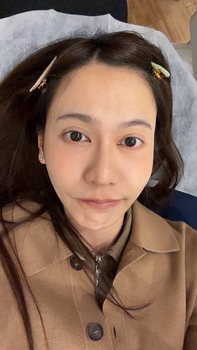 ZMYMMmm's tweet photo. I'm so tired of work that my energy has been exhausted. But I received Noey's encouraging message to replenish my energy.🥹💚
#NoeyKanteera https://t.co/aSnlhjyGxe