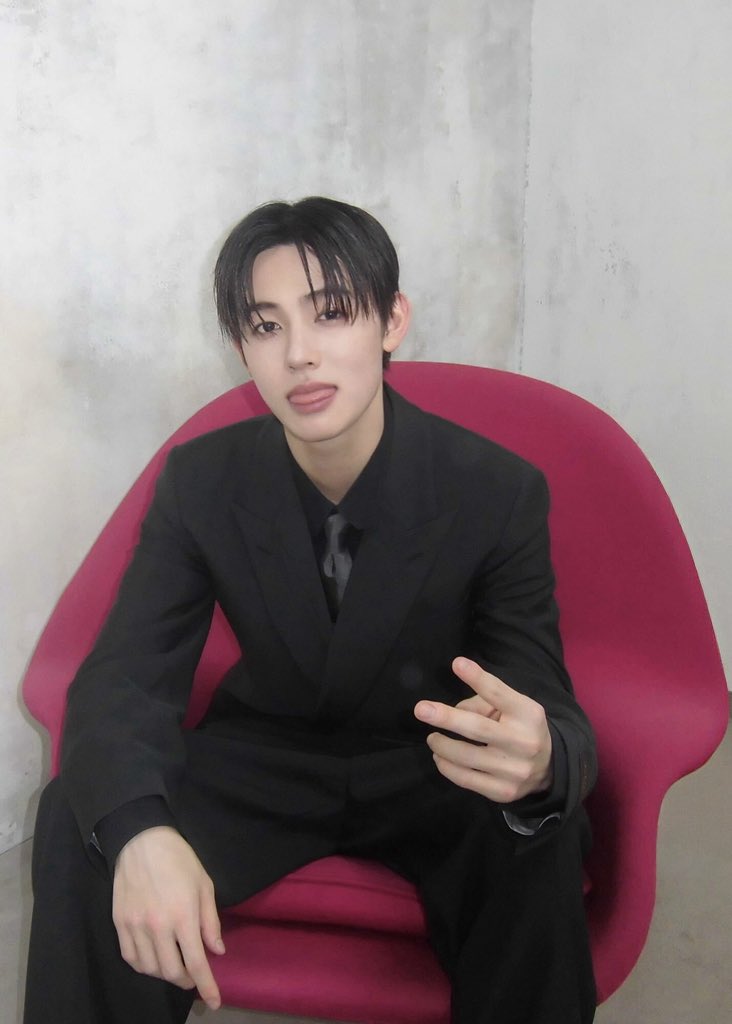 seonghyeonpics's tweet photo. SEONGHYEON WEVERSE UPDATE

#CORTIS #코르티스
#SEONGHYEON #성현 https://t.co/PiLV9TVW7n