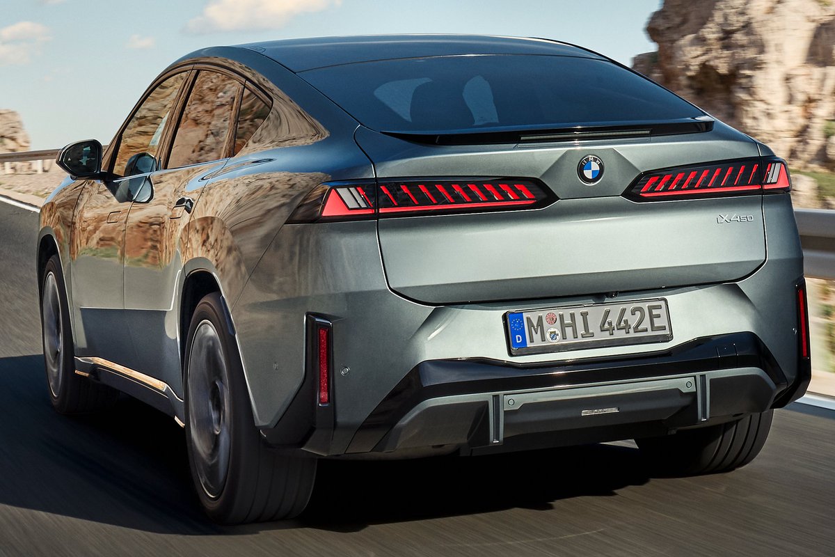 MotorOctane's tweet photo. BMW X4 Goes Electric!

What do you think of the new design? https://t.co/7LUWynIRKt