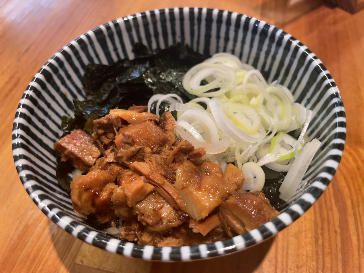 MitsuoDak's tweet photo. 汐そばも旨いよ。Cセットとのチャーシャー丼

ぶらねた岡山：玉島人気店！中華蕎麦 みず川 https://t.co/efx6P6GGlJ https://t.co/aARrwQy7uO