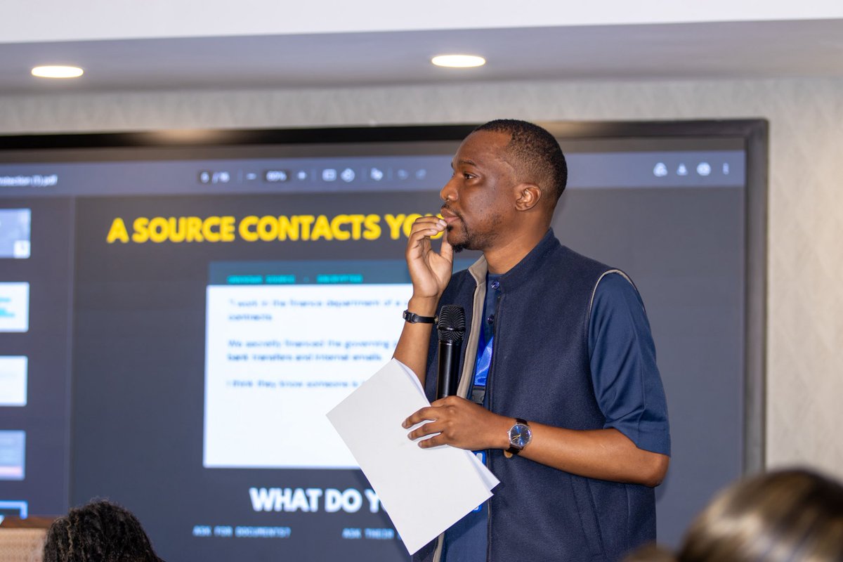 UNODC_FinCrime's tweet photo. Hidden money in politics buys influence and erodes public trust.
 
UNODC &amp; @AfUncensored are helping journalists in Eastern Africa better understand and cover political finance and build a regional network for safer reporting and joint investigations.
 
#UnitedAgainstCorruption https://t.co/rMVCUX9684