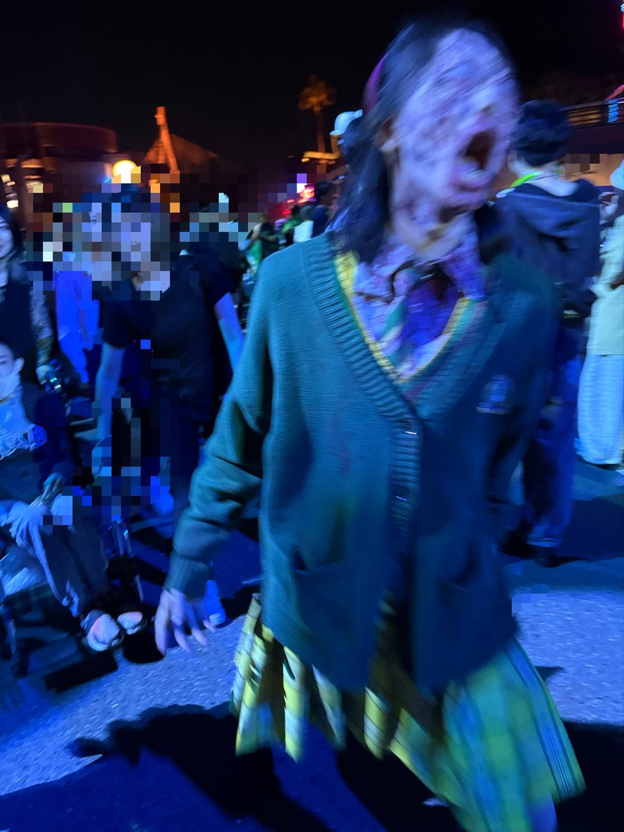 daab777's tweet photo. 昨日の写真です♪
撮るのむずかしいね〜
楽しかったからいいや❣️
#USJ
#USJファン https://t.co/0Bb3zLgmhW