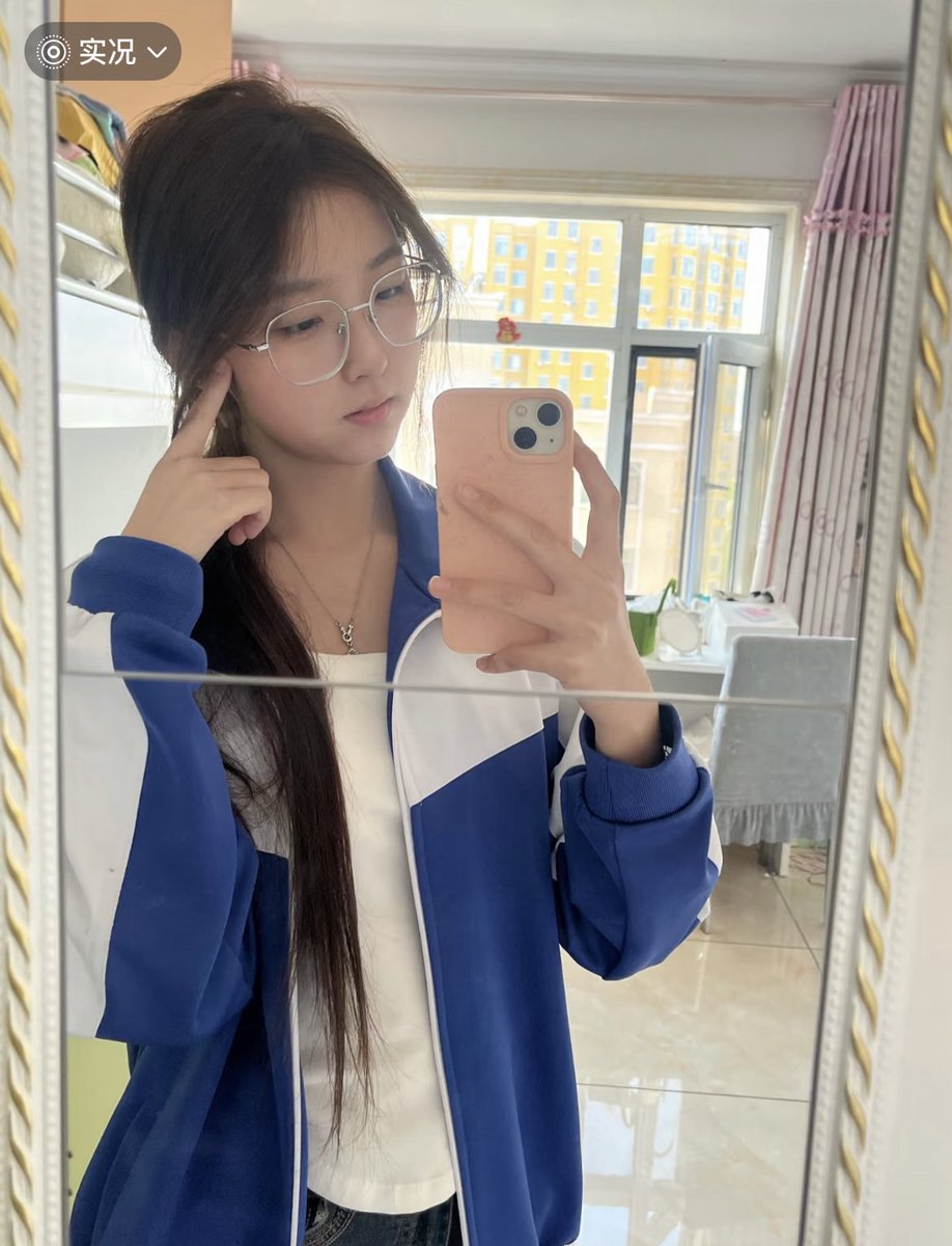 holly01dp2's tweet photo. 高中生…我真的不要 🚪  

真的给b看 不信你试试 我真的是女菩萨 https://t.co/aYc9gHJjNo