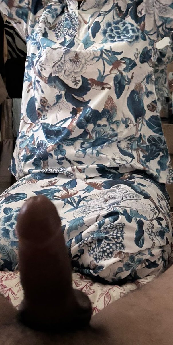 StormBright_xlt's tweet photo. @girllsbutterfly Sama tak baju https://t.co/zeFJKsFVWg
