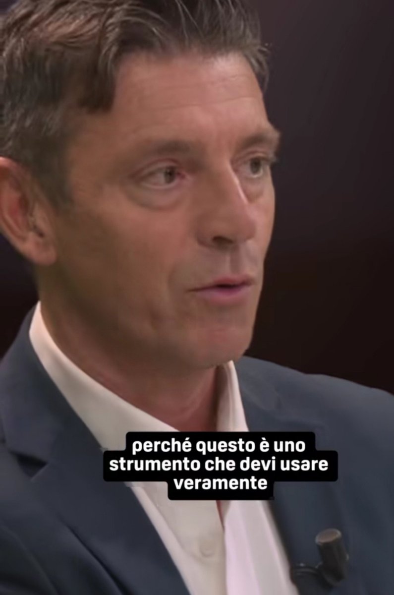 STesta31531's tweet photo. #Dazn #Fuoriclasse #serieA 🎪 #Rocchi 🤡👈
Dp #Arbitropoli e tutto quello che c'è intorno, bussate in sala VAR x dirigere le operazioni di campo e incontri cn i dirigenti #Inter x assegnargli arbitri a loro graditi,un bel ruolo di opinionista in TV. Solo in 🇮🇹 💁
#DisdettaDazn 🏴☠️ https://t.co/4Ux5mtEiAO