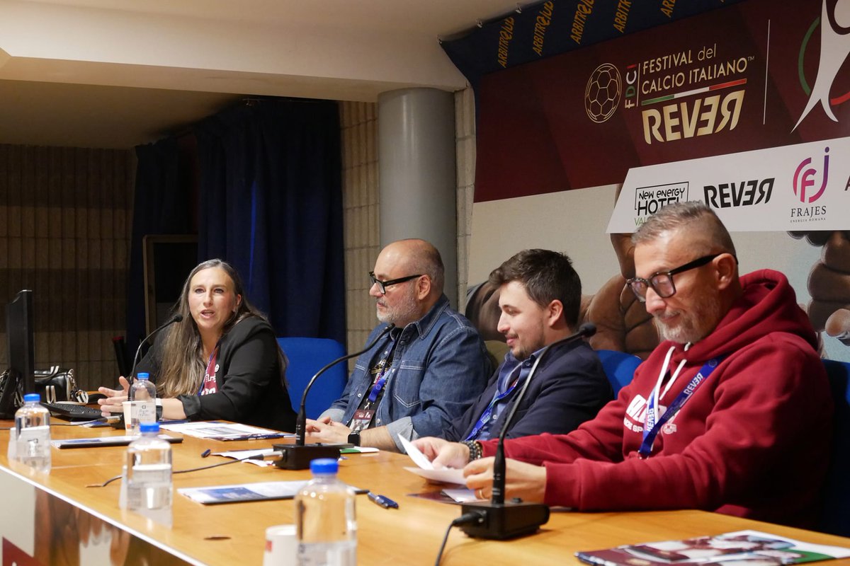 SinC_Italia's tweet photo. Ieri pomeriggio SinC, con il consigliere Duccio Borselli, ha avuto il piacere di prendere parte alla sessione 'Orgoglio Amaranto, 1% azione, 100% passione' che si è svolta all'interno della giornata 'Sport Senza Frontiere' nell'ambito del Festival del... https://t.co/kfYg6RrNIR https://t.co/twbLqrD5uJ