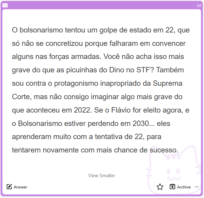 clarionrox's tweet photo. É porque você tá fazendo exatamente o que eu critiquei poucos dias atrás: jogo de palavras.

Um você chama de "golpe", outro você chama de "picuinhas do Dino" e "protagonismo inapropriado da Suprema Corte".

Nós ESTAMOS NO MEIO DE UM PROCESSO de um golpe estilo bolivariano. Golpes atualmente não se dão mais  no estilo do século passado, com tanques e generais (por isso inclusive o Bozó fracassou). Golpes hoje em dia são no estilo "sapo fervido", perseguições judiciárias, lawfare, etc.

Nem com o Lula falando com todas as letras em vídeo que voltou "mais Maduro" da prisão, nem com o "perdeu mané", ou o "missão dada é missão cumprida", ou com o "usem a criatividade" você entende isso. 

Exatamente porque a água do sapo está esquentando tão aos poucos que vc começa a achar cada avanço normal, só uma "picuinha do Dino".

Essa eleição já temos opositor preso, já tivemos canetada do Toffoli tentando impedir a candidatura do Renan, tivemos decisão do TSE proibindo mostrar o púlpito vazio do Lula no debate, tivemos desfile de escola de samba em pleno carnaval fazendo campanha antecipada pro Lula com dinheiro público, tivemos decisão cassando a candidatura do Deltan na calada da noite nas vésperas da eleição.  Isso só pra falar dos casos mais óbvios.

Mais uma vez: no século XXI, golpes não se dão com espetáculo, com tanques e generais. Se dão aos poucos, discretamente. Com decisões judiciais avançando pouco a pouco, como na história do sapo fervido, mantendo o máximo possível um verniz de normalidade democrática.