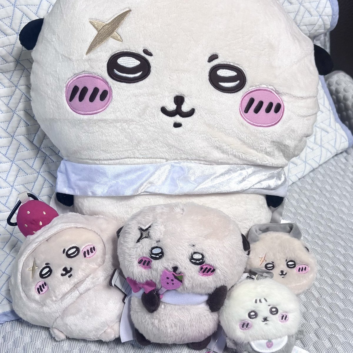 forevermysnow's tweet photo. 너뮤행복해........... https://t.co/iF0O5pwzv9