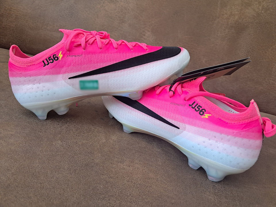 motherpin's tweet photo. ปักสตั๊ด
Line:@motherpin
#ปักรองเท้าฟุตบอล #สตั๊ดปัก
#nikefootball
 #สตั๊ดปักชื่อ #รองเท้าสตั๊ดปัก
#ปักสตั๊ด #รับปักสตั๊ด #รับปักสตั๊ดฟุตบอล #รองเท้าบอลปัก
#สตั๊ดไนกี้ปัก #nikemercurialvapor17
#nikemercurialvapor17elite
#nikemercurialvapor17elitefg
#nikeairzoommercurialvapor17 https://t.co/XuuUP9k66a