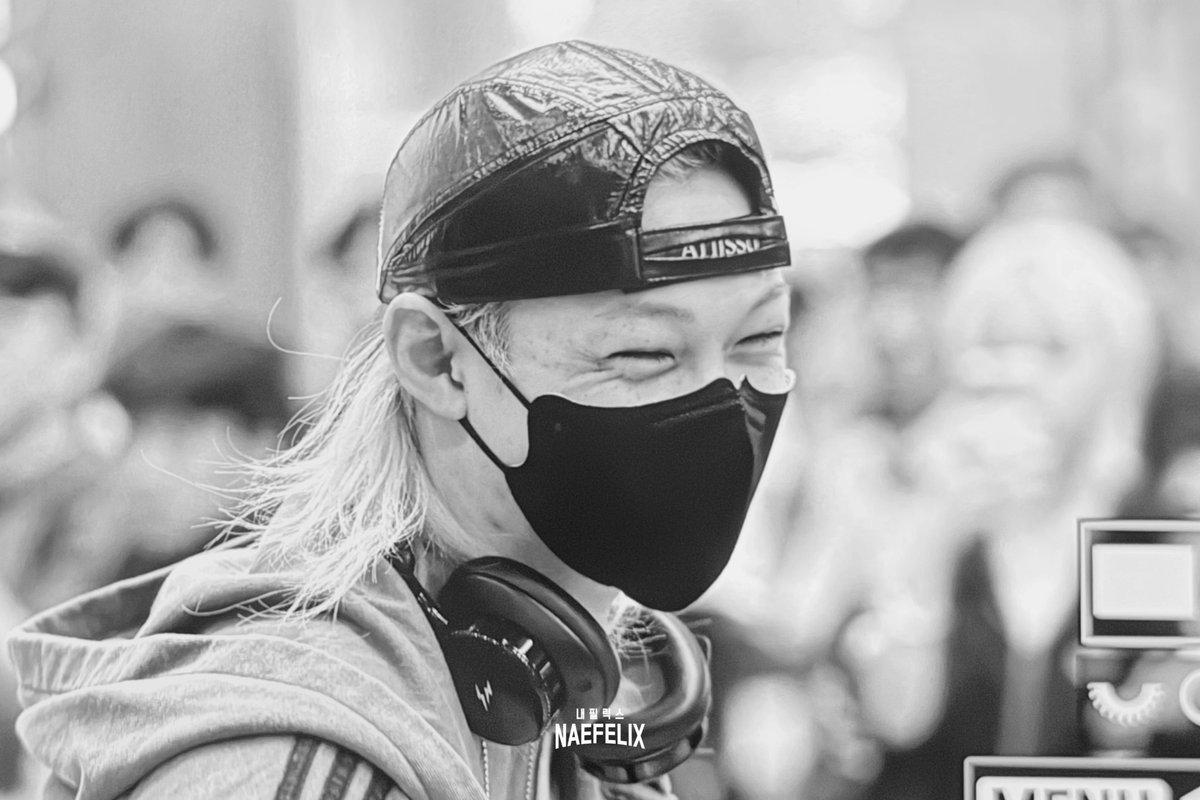 NAE_FELIX's tweet photo. ✔️261012 인천국제공항 입국 preview(3)

😆

#straykids #스트레이키즈 #felix #필릭스 #yongbok #용복 #NAEFELIX #내필릭스 https://t.co/Kl8DhTqRf5