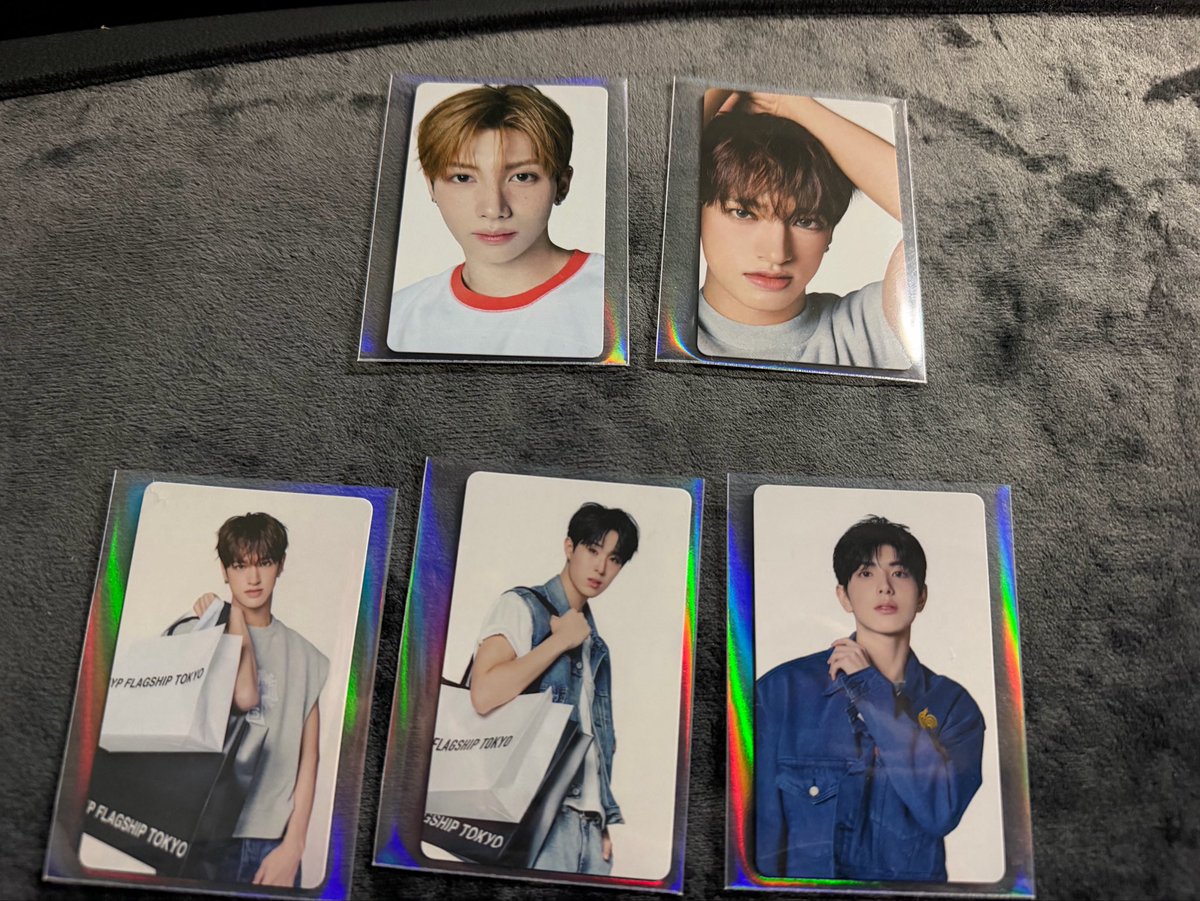 _mi0123__'s tweet photo. NEXZ JYP FLAG SHIP TOKYO フラッグシップ

【求】一万円トレカ（ユウ）　
　　ランダムトレカハル

【譲】写真のもの

バズリズムor都内手渡し

#NEXZ交換 #JYP_FLAGSHIP_TOKYO 
#JYPフラッグシップ https://t.co/6NjNf19k2l