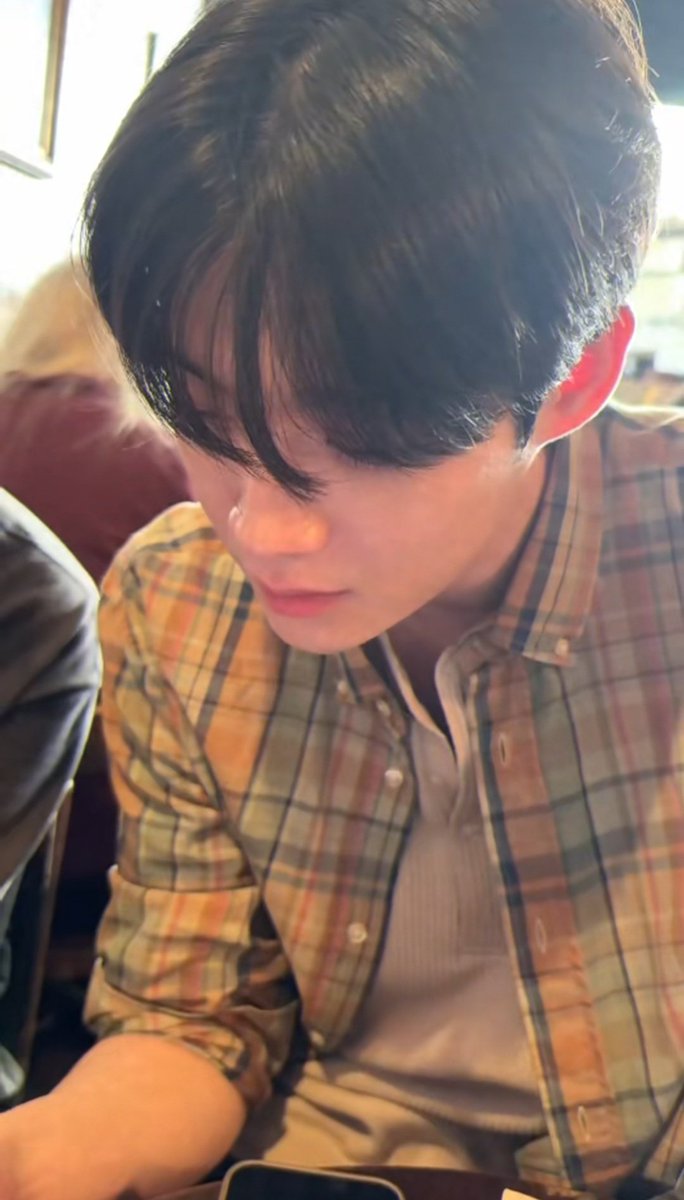 sonoo109's tweet photo. 토깽이같은 애인이 찍어 준 남친짤같다 💕 https://t.co/AuyUFTWmiE