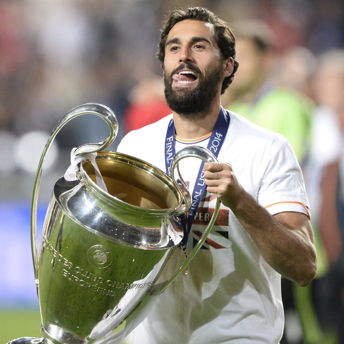 MadridXtra's tweet photo. 🗣️ Alvaro Arbeloa: “Pressure at Fulham? Maybe they don’t know but I played and coached the BEST team in the world.” https://t.co/Iwu53f7wLs