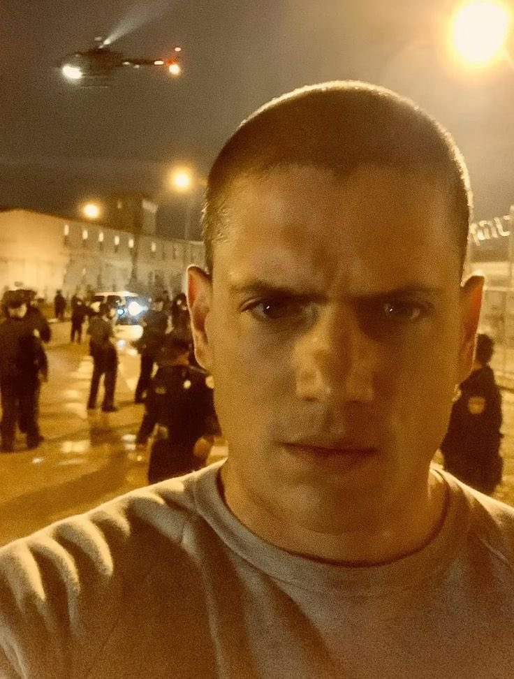 Coll1n5z's tweet photo. The entitlement and borrowed audacity! If you can’t ask politely, you ain’t getting a penny from me. 😂

I dislike entitlement...