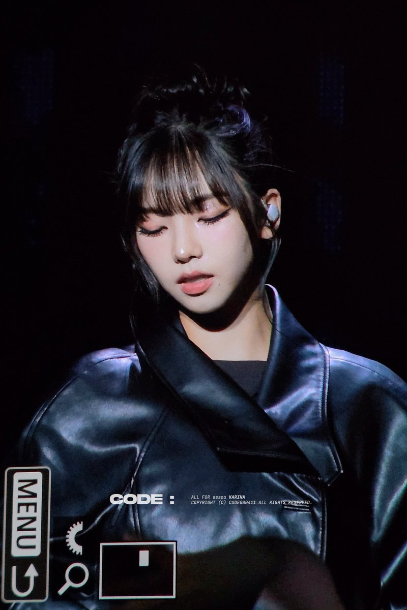 code000411's tweet photo. 261011 밴쿠버

#카리나 #Karina #에스파 #aespa https://t.co/reoMa72wVL