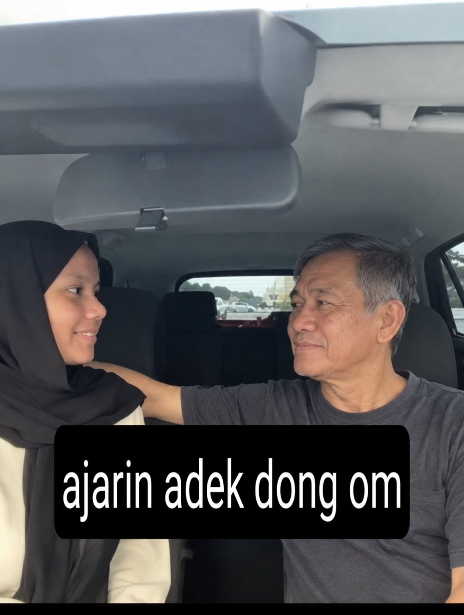 daniyyyy's tweet photo. Makasih ya om sekarang aku jadi pinter 
https://t.co/zVUJzw7n4R https://t.co/Gp8GBxEZ8Q