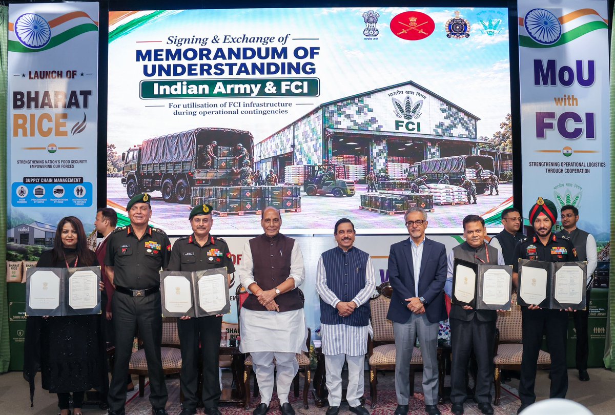 SpokespersonMoD's tweet photo. Indian Army launches ‘Bharat Rice’ for troops in New Delhi on October 12, 2026, in the presence of Raksha Mantri Shri @rajnathsingh and the Minister of Consumer Affairs, Food & Public Distribution Shri @JoshiPralhad. An MoU with FCI will ensure direct supply to Army Supply Depots, including in Ladakh & the North East, strengthening logistics during operational contingencies. “Resilient supply chains and soldiers’ welfare are integral to national security,” said RM.

Read here: https://t.co/vLzbExpiBV