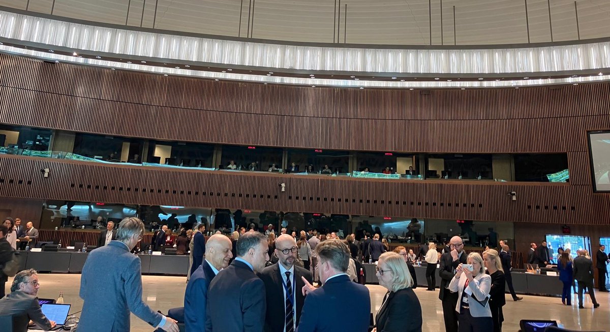 EUCouncilPress's tweet photo. 🔔The first meeting of 🇪🇺 #ENVI ministers under @Ireland2026eu has started.

On the agenda this morning:

🏭debate on the ETS Review package 🎥 Follow the public session 👉 https://t.co/0wBAEFsv8f

🌍 Council conclusions on climate change ahead of COP31 in Antalya 🇹🇷 #COP31 https://t.co/nSBPoNF1q5