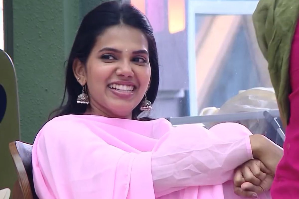 Master_beast10's tweet photo. #Shathiga the pleasant person in #BiggBossTamil10 💖🥰

#BiggBoss10Tamil https://t.co/Nrm7T7PSqw