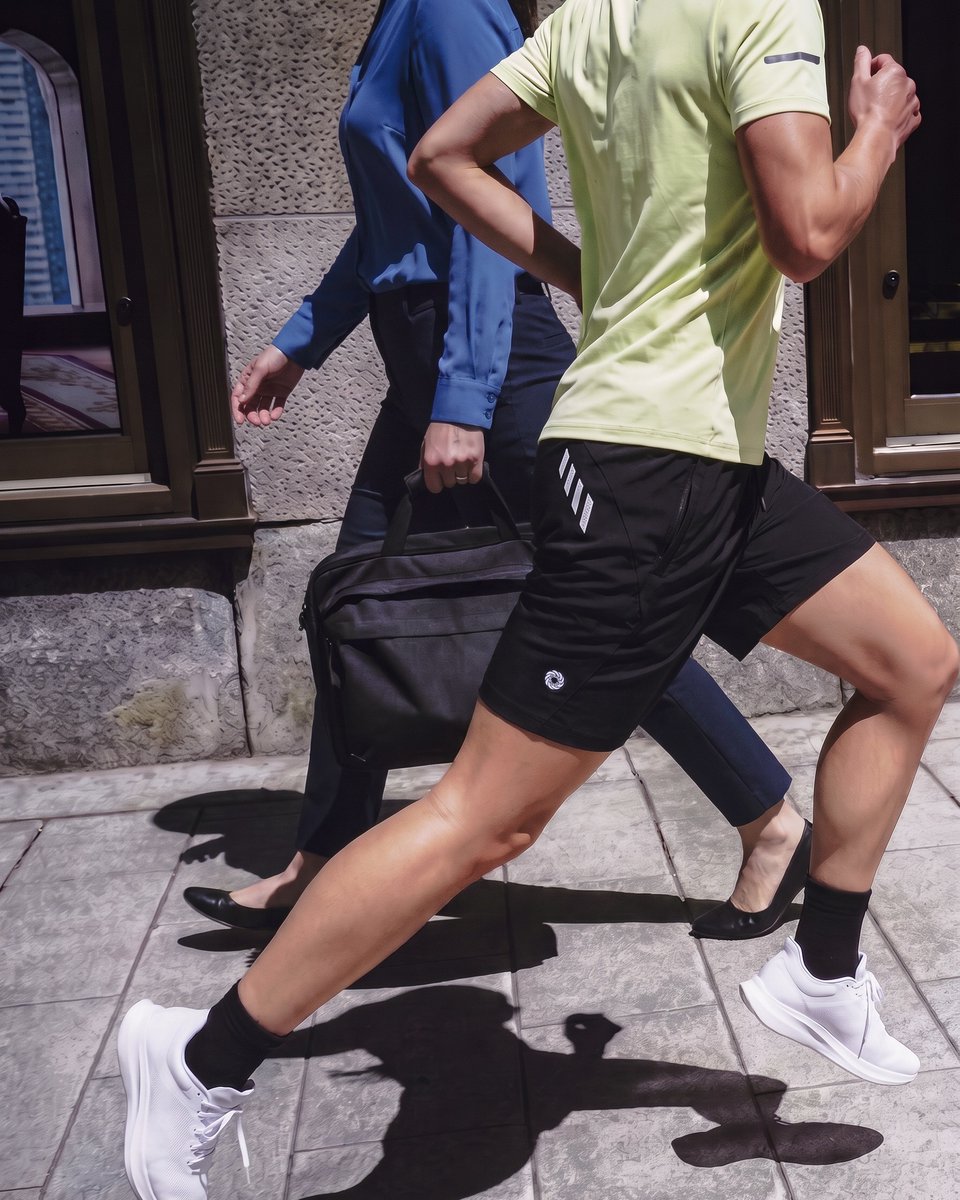 Keadasports's tweet photo. Same route, faster feet. Lightweight Training Top in lime + Essential Training Shorts: quick-dry, reflective sleeve strip, zip pockets for keys and phone. #EverydayAthlete #RunningKit https://t.co/cLZwl3sWAL