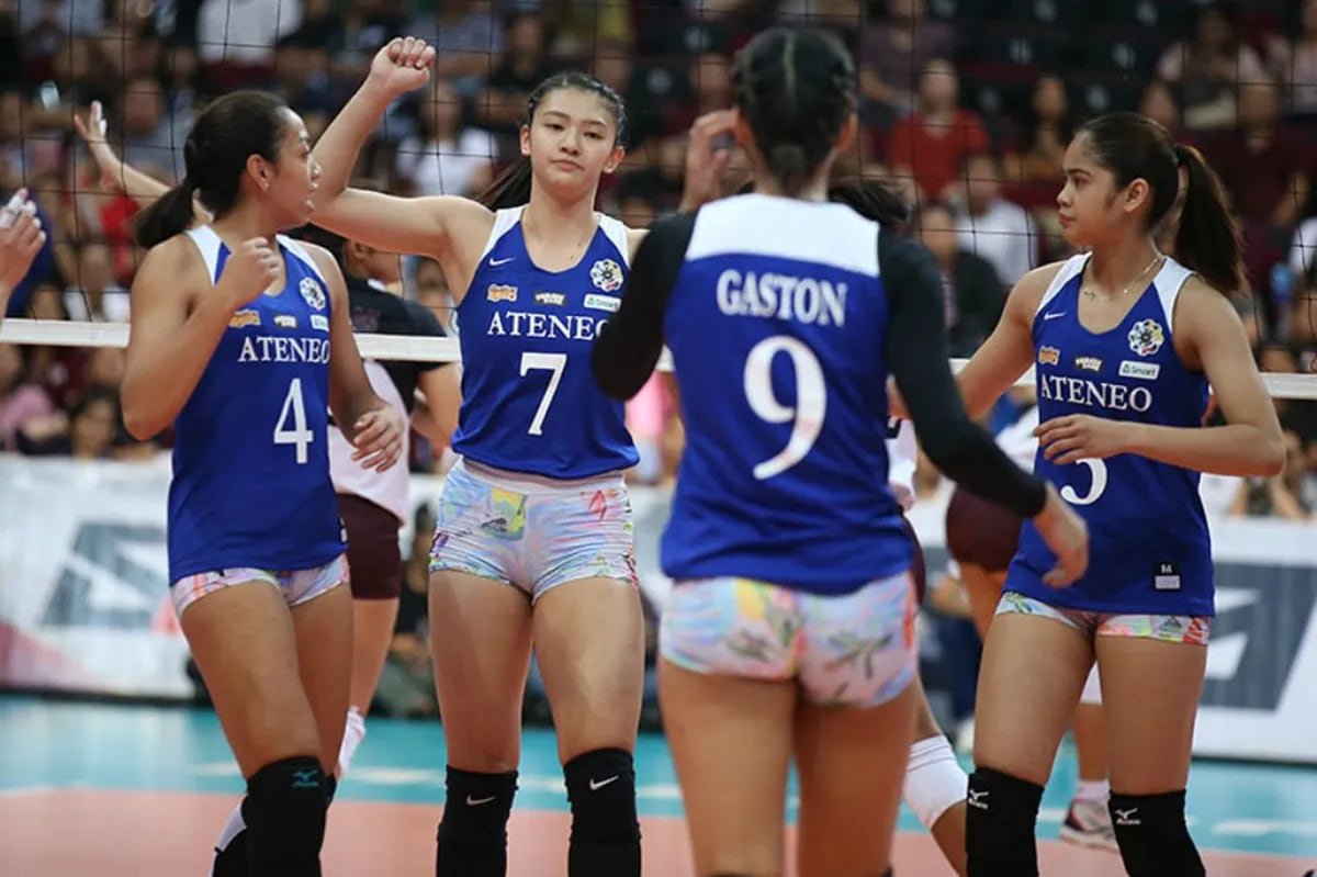 tsmkykshmz's tweet photo. since nabalik naman na ni Yoko yung blockings ng Ateneo, then tamang shade of blue na rin gamit nila sa SSL, why not itong shorts naman ang ibalik?

feel ko talaga may dalang magic 'to e https://t.co/Uy7df5lV1r