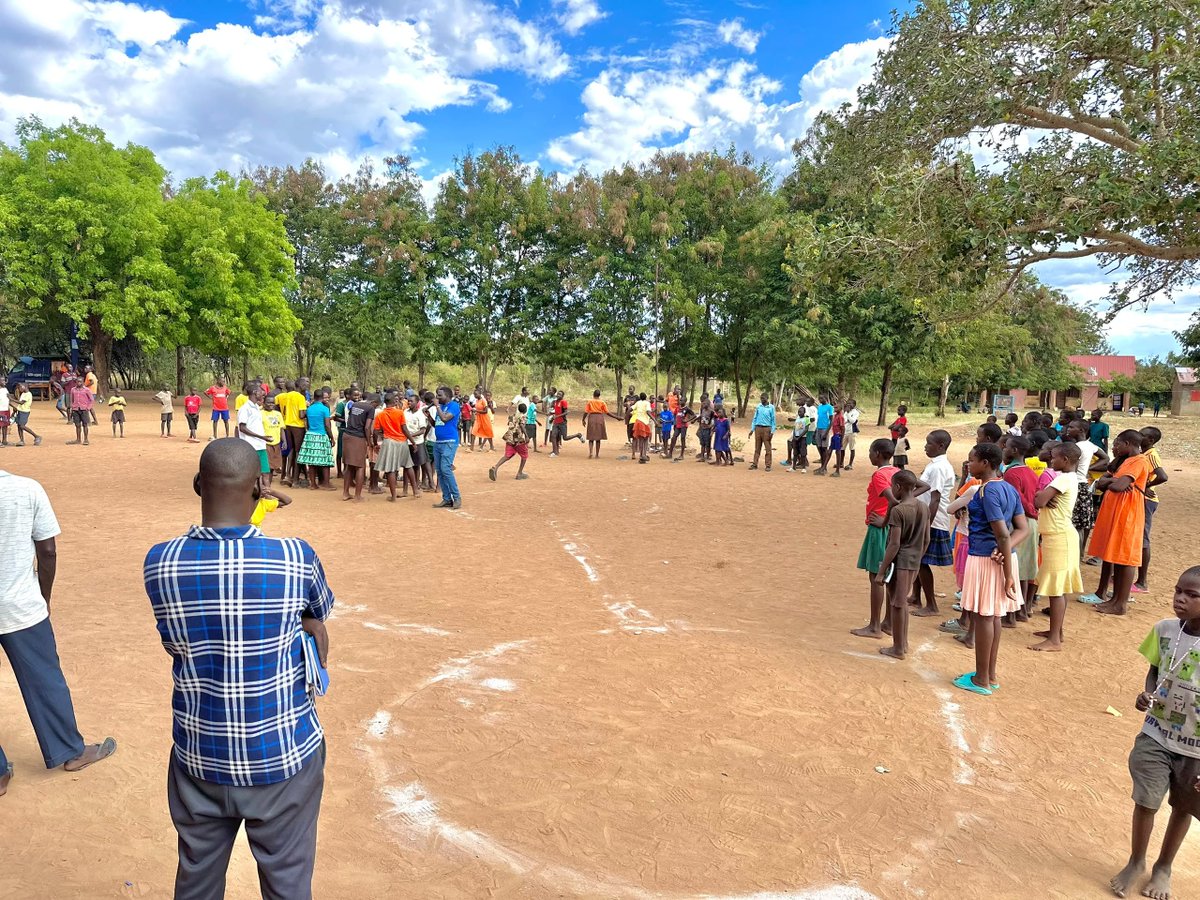 ElvisTrich's tweet photo. Nutrition education doesnβt stop when the bus parks!
As #NutriBus2 reaches Day 13, weβre reminded that healthy habits are built togetherβin our schools, our homes, and our communities. Letβs keep protecting mealtime & promoting good nutrition.
#Nutribus2Karamoja https://t.co/vySkeBgwqa