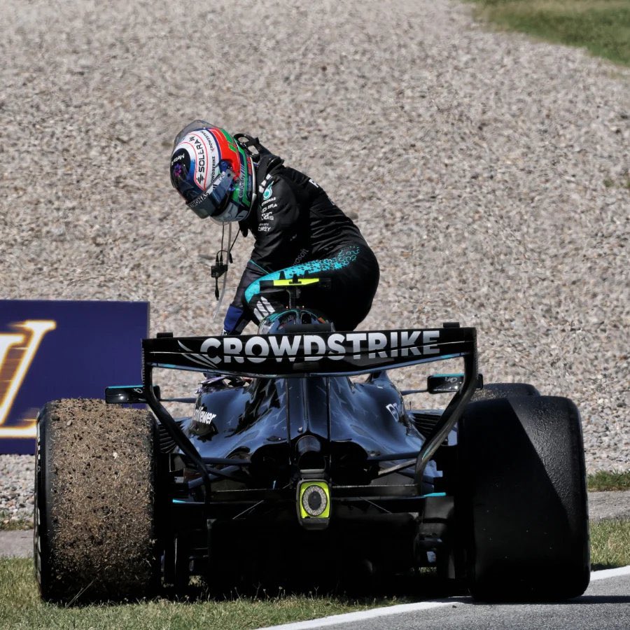 46FansINA's tweet photo. “Kimi Loss” https://t.co/D0I8kd7MXV