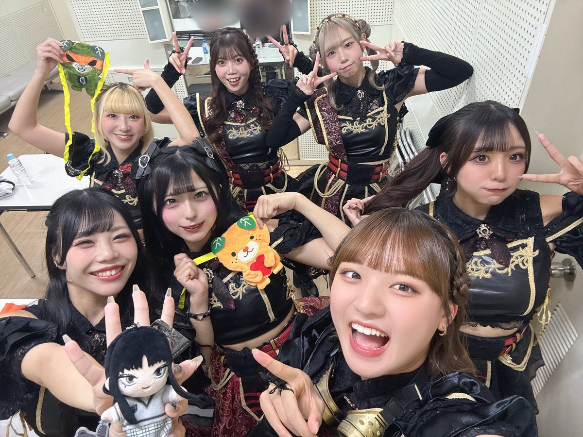 KRD_08's tweet photo. 『MATSUYAMA GROOVE Fes2026 DAY2』ありがとうございました❕

⚜️SET LIST⚜️
Telomere 
In Bloom 
circle 
-MC-
Destination Anywhere 
GOLD 
コバルトYouth Days 

NEXT LIVE 》》
10/15（木）
UP-T FESTIVAL WEST Vol.2
📍THE LIVE HOUSE soma

#KRD8 https://t.co/TkQ5ADD5CO